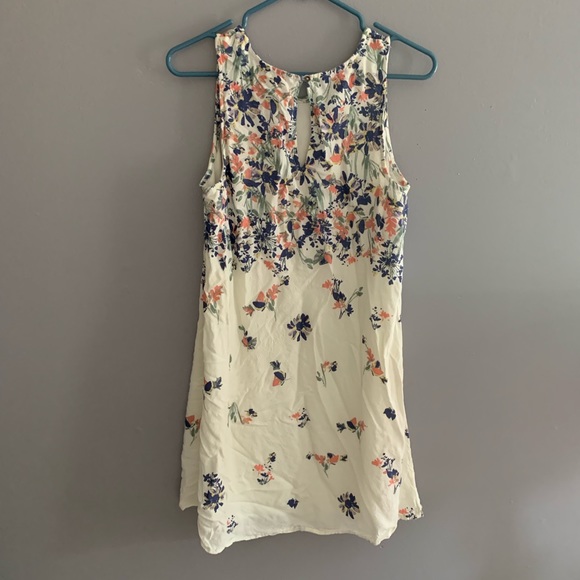 White w/colorful flower dress - Picture 3 of 4